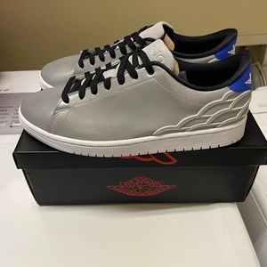 Brand New Air Jordan Centre Court Shoes, Size 10, Reflective Silver/Royal Blue